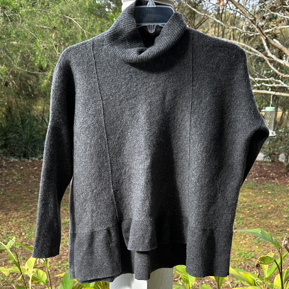 Women's Gray Turtleneck Wool Sweater